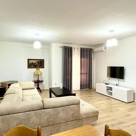 Family-friendly 2-br In Tirana